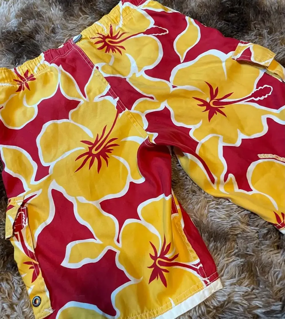 Abercrombie & Fitch Men's Hibiscus Floral Cargo Board Shorts